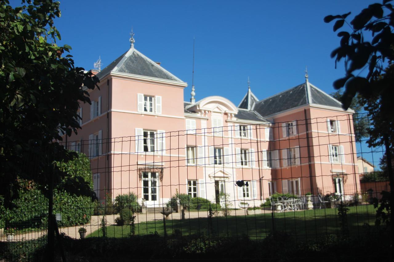 Chateau De La Chapelle Des Bois Fleurie Esterno foto